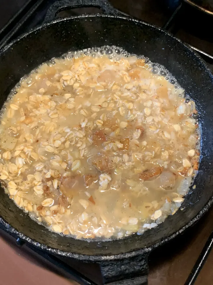 Овсянка с жареным луком и салом рецепт