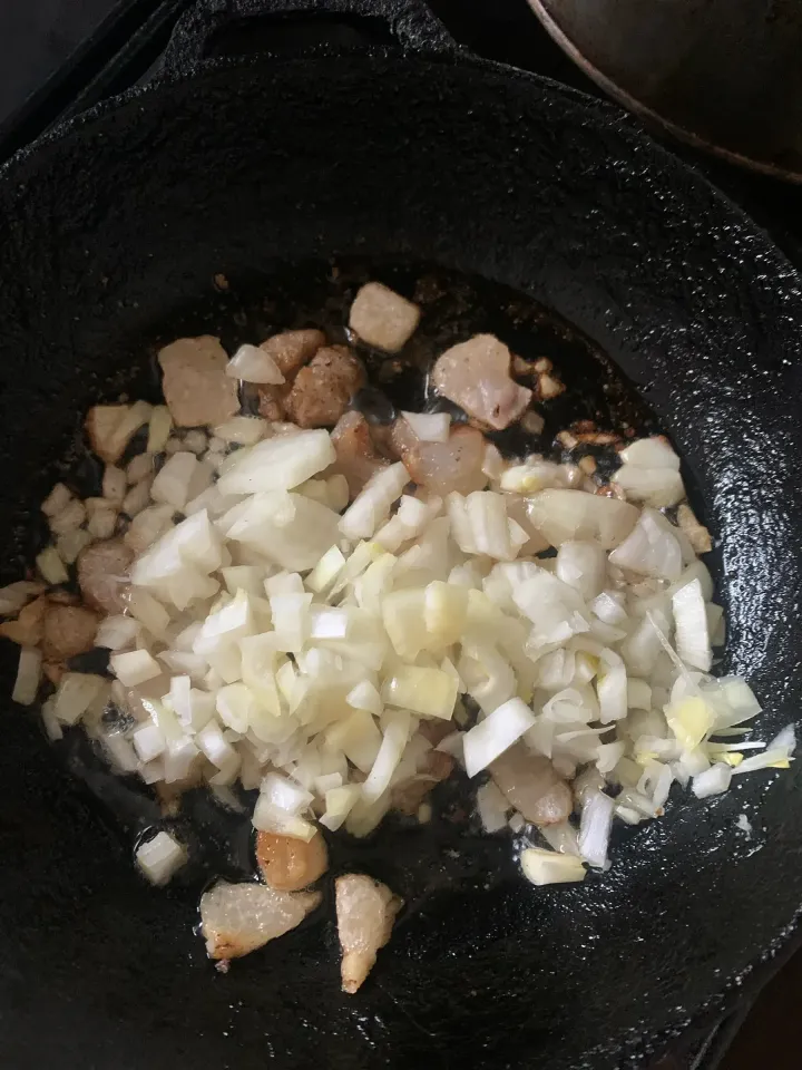 Овсянка с жареным луком и салом рецепт