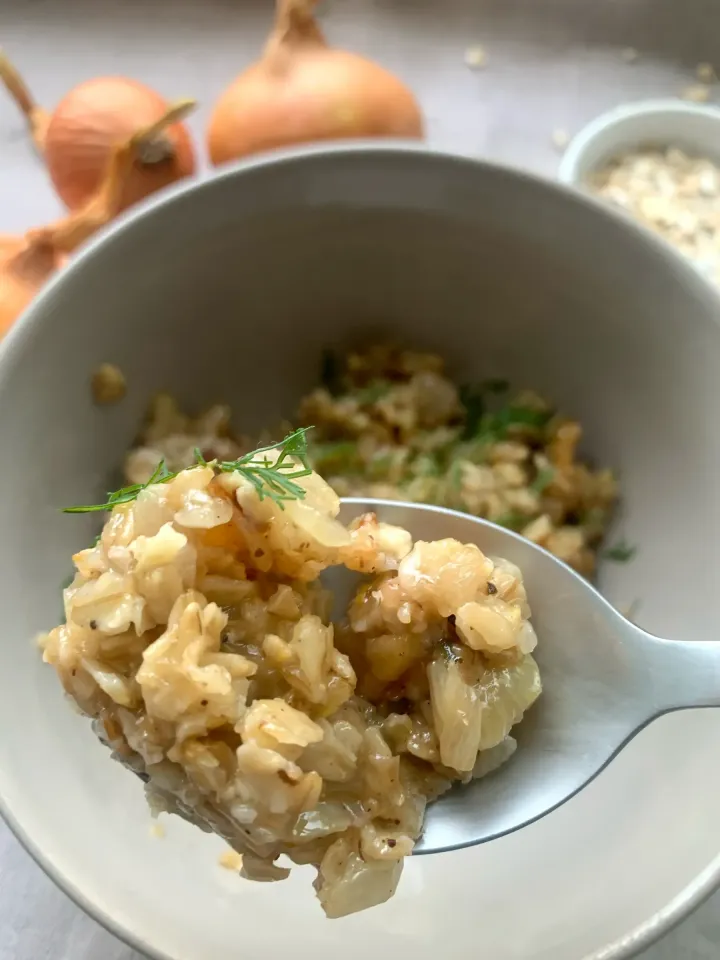 Овсянка с жареным луком и салом рецепт