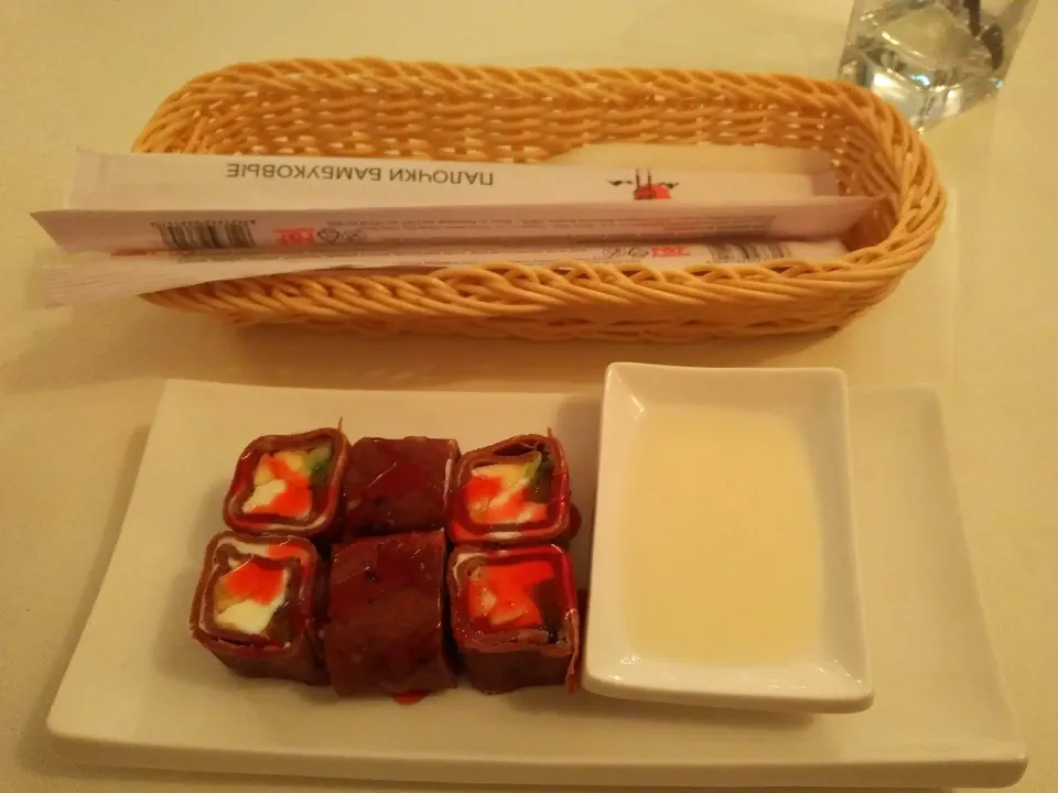 хотей