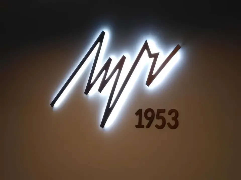 кофейня в магазине луч