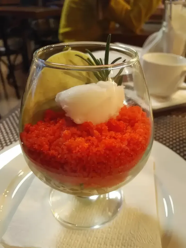ночь улица фонарь кафе брест