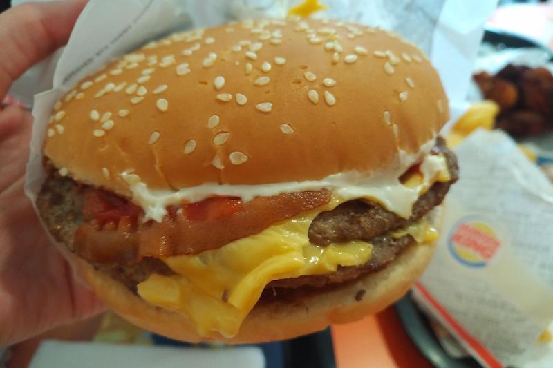 Какой бургер самый вкусный в Burger King – тестит аноним