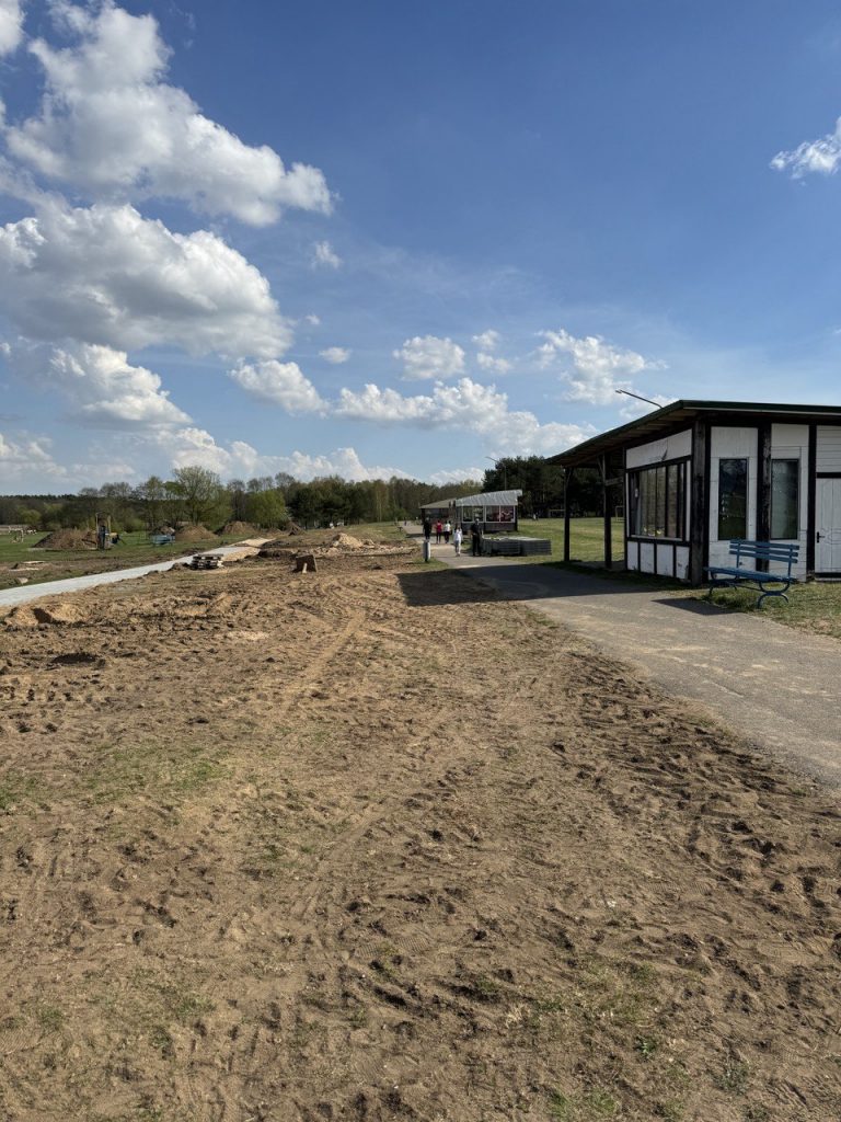 озеро юбилейное кафе